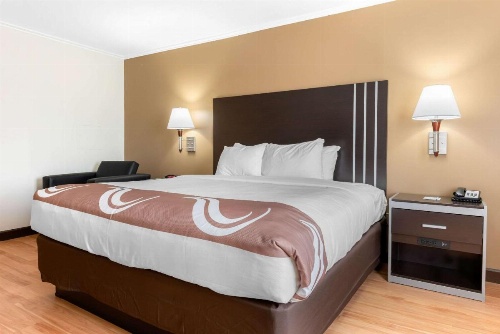 Quality Inn image 13
